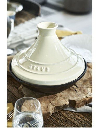 Tajine fonte 20cm crème suggérées chez